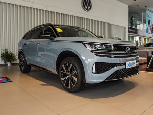 2023380TSI R-Lineװl ǰ45