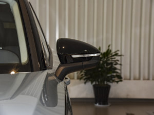 2023380TSI (q)R-Lineװl(f) (ji)^