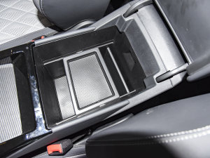 2023380TSI R-Lineװl g