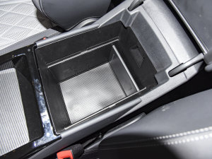 2023380TSI R-Lineװl g