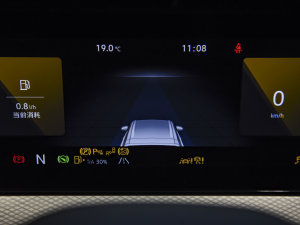 2023380TSI (q)R-Lineװl(f) п؅^(q)