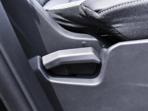 2023380TSI R-LineѲΰ g