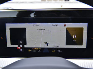 2023380TSI (q)R-LineѲΰ п؅^(q)