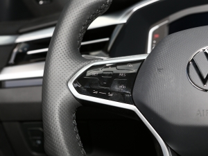 2023Ŀ 330TSI Ŀ п؅^