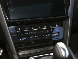 2023款改款 380TSI 夺目版 空调调节