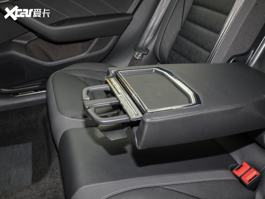 2023һ-CCCb܇ 380TSI Cİ