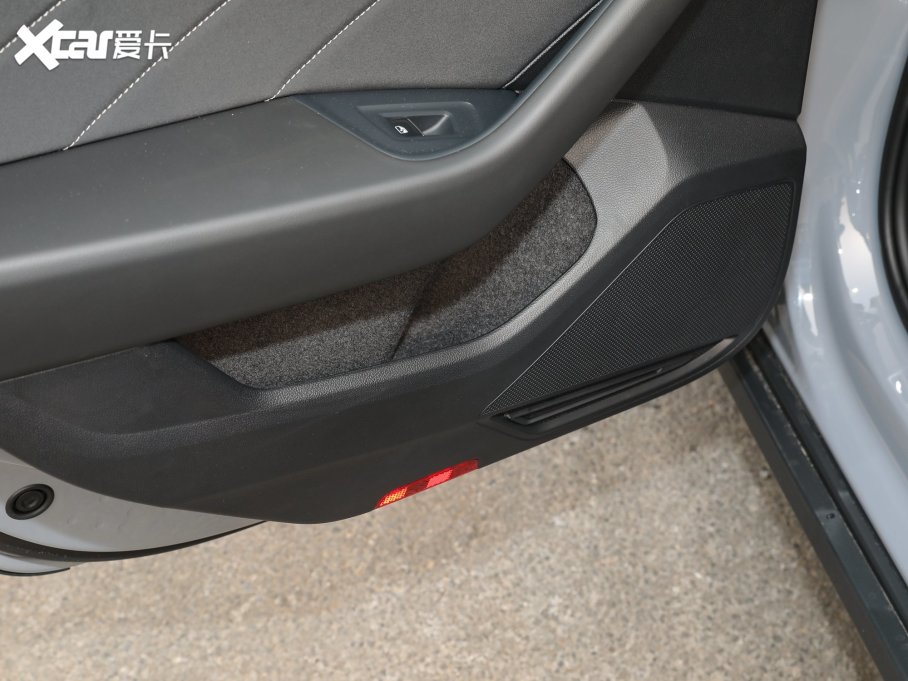 2023һ-CCCb܇ 380TSI Cİ