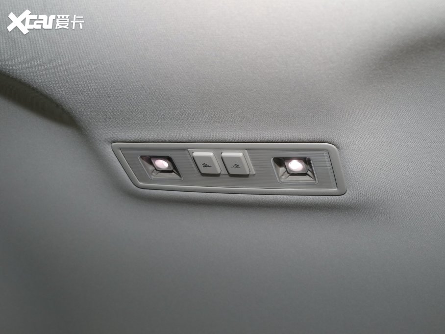 2023һ-CCCb܇ 380TSI Cİ