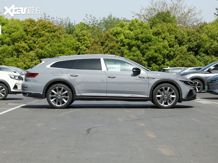 2023һ-CCCb܇ 380TSI CL