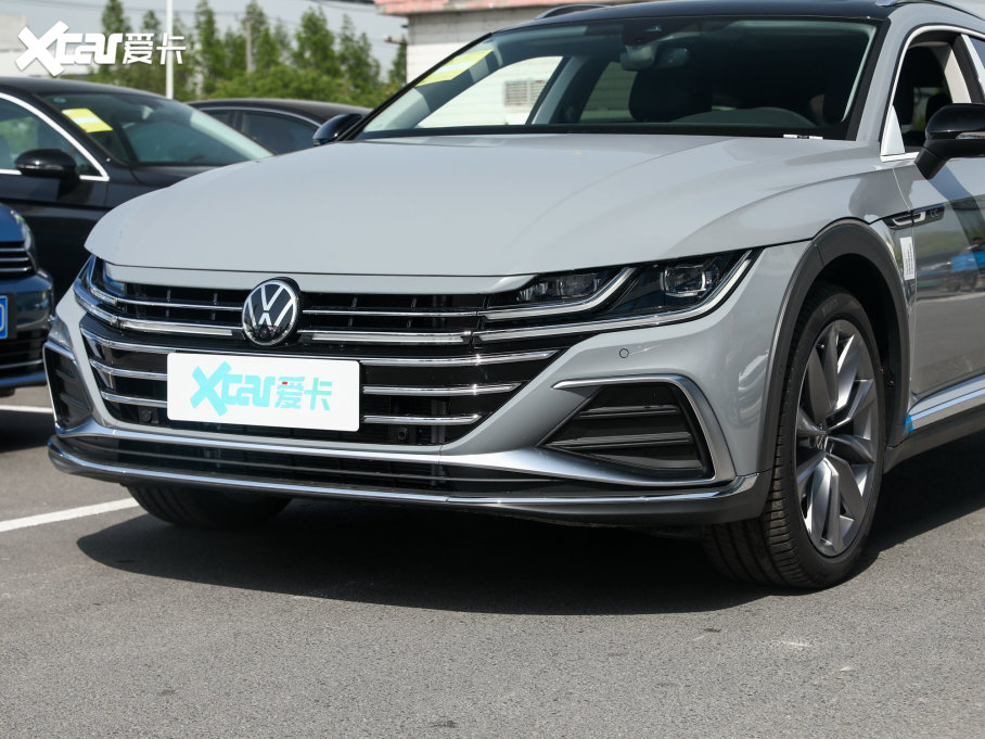 2023һ-CCCb܇ 380TSI CL