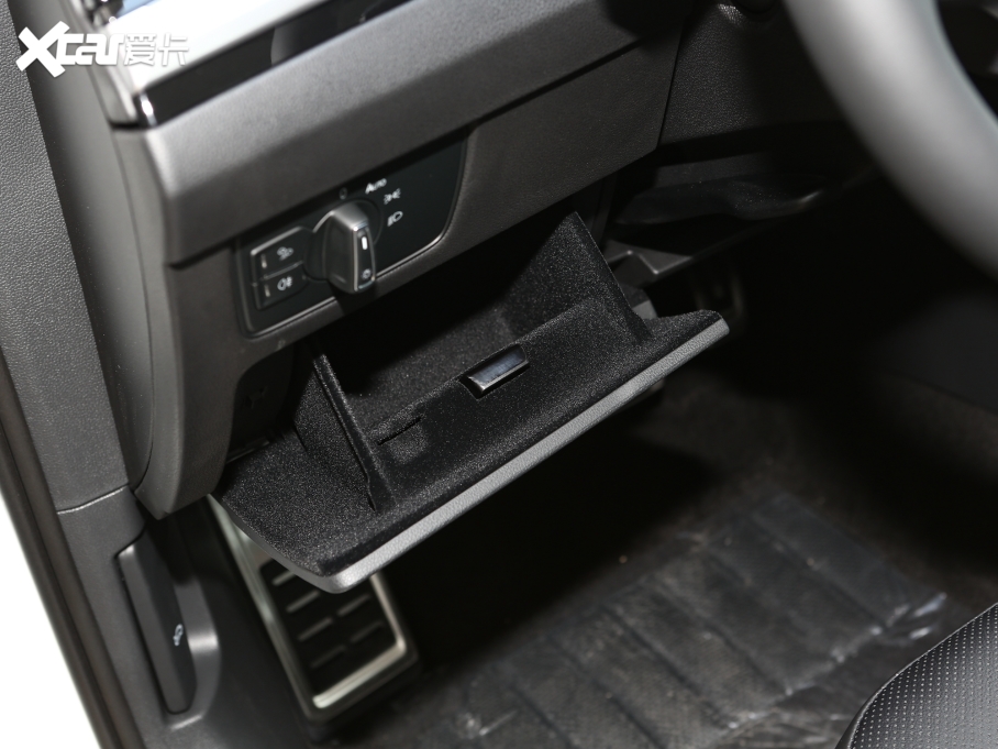 2023һ-CCCb܇ Ŀ 380TSI Cİ