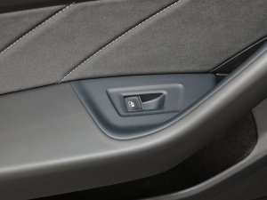 2023款380TSI 猎心版 后排车窗控制区