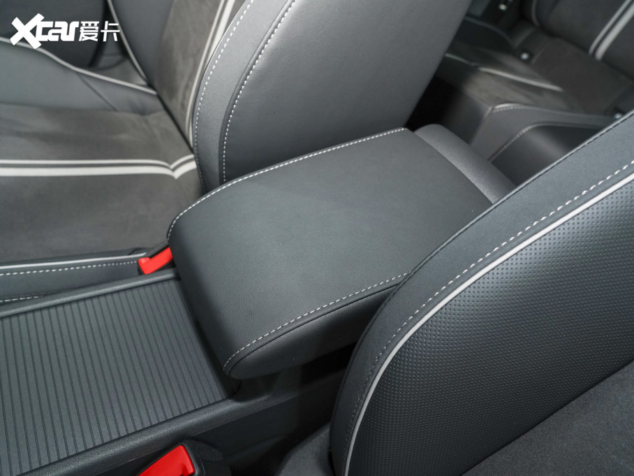 2023ߠ Ŀ 280TSI DSG R-Line Lite