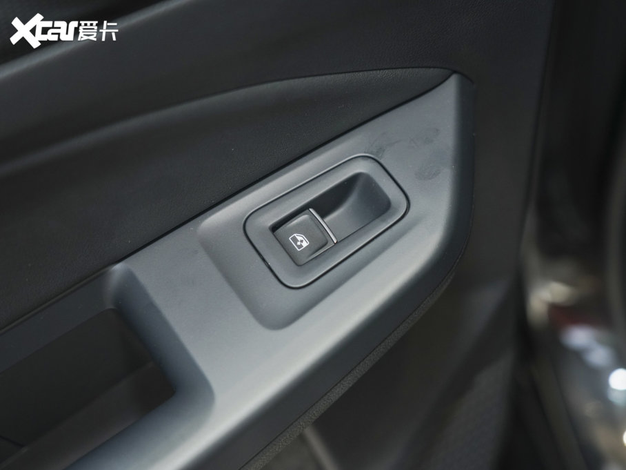 2023��ߠ��� �Ŀ� 280TSI DSG R-Line Lite