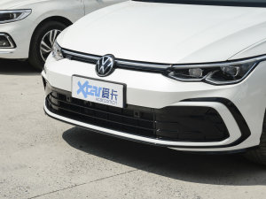 2023280TSI DSG R-Line Lite ^