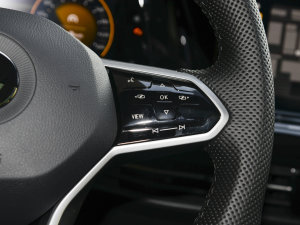 2023280TSI DSG R-Line Lite п؅^