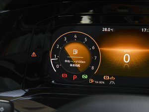 2023280TSI DSG R-Line Lite п؅^