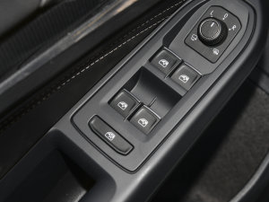 2023280TSI DSG R-Line Lite п؅^(q)