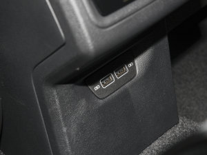 2023280TSI DSG R-Line Lite п؅^(q)