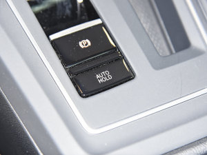 2023280TSI DSG Pro п؅^