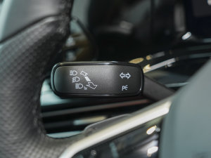 2023Ŀ 280TSI DSG R-Line Lite п؅^(q)