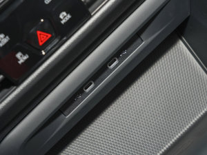 2023Ŀ 280TSI DSG R-Line Lite п؅^(q)