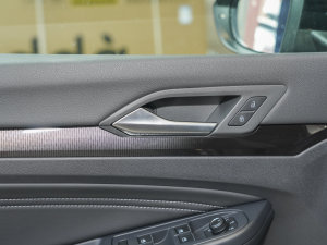 2023Ŀ 280TSI DSG R-Line Lite п؅^(q)