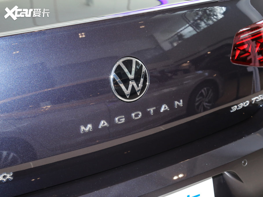 2023~v 200fvo 330TSI DSGA