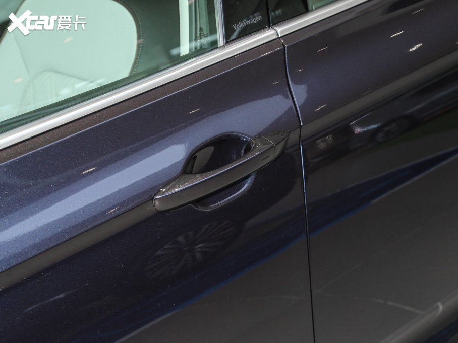 2023~v 200fvo 330TSI DSGA