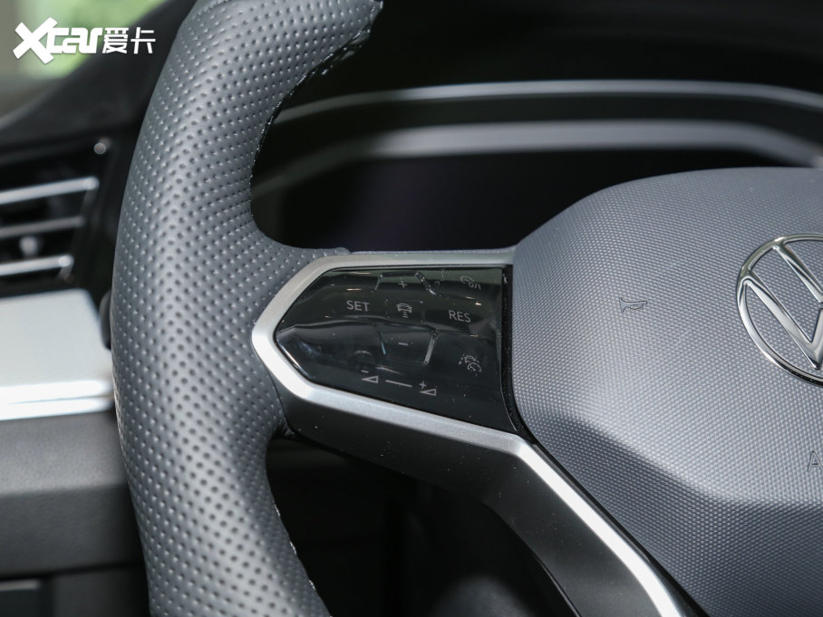 2023���~�v 200�f�v�o��� 330TSI DSG���A��