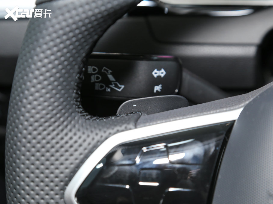 2023���~�v 200�f�v�o��� 330TSI DSG���A��