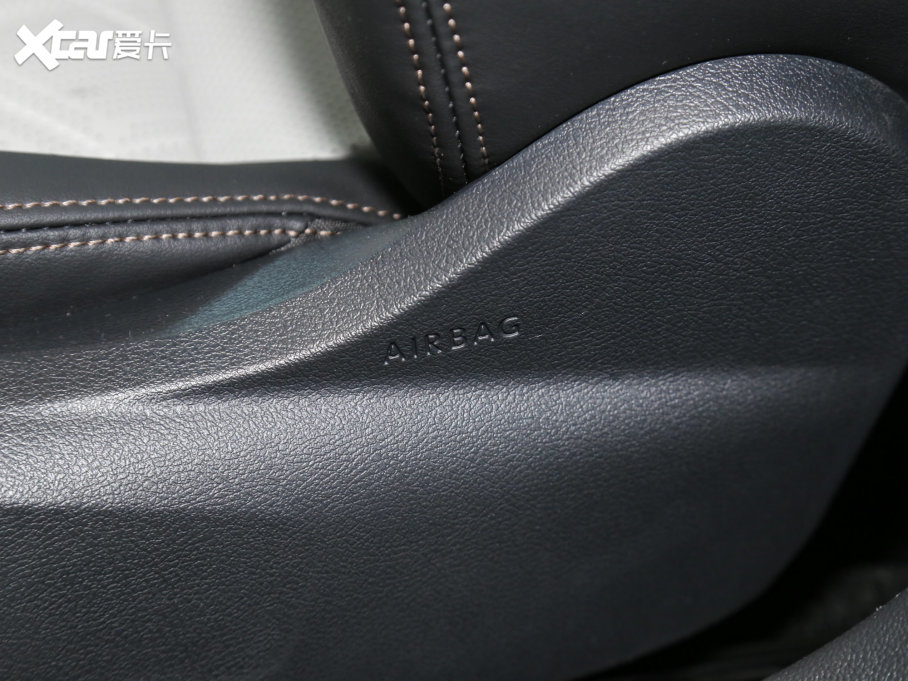 2023~v 200fvo 330TSI DSGA