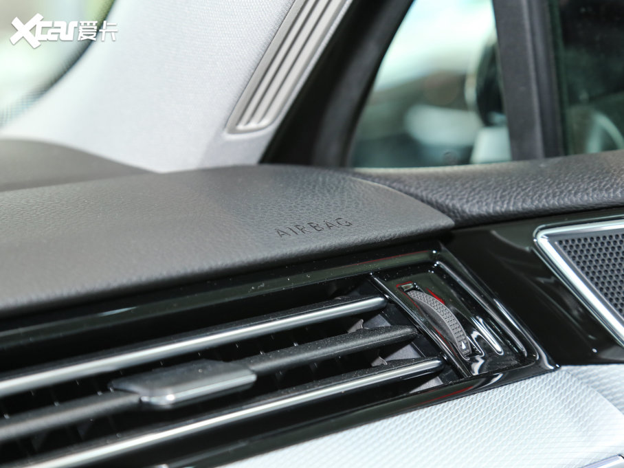 2023~v 200fvo 330TSI DSGA