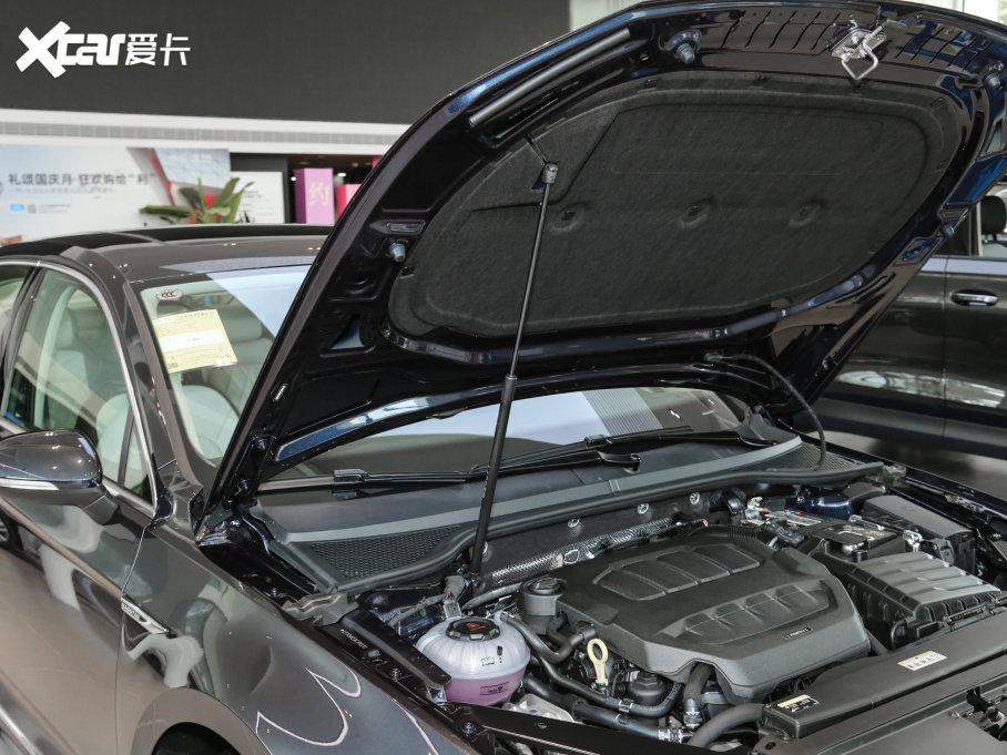 2023~v 200fvo 330TSI DSGA