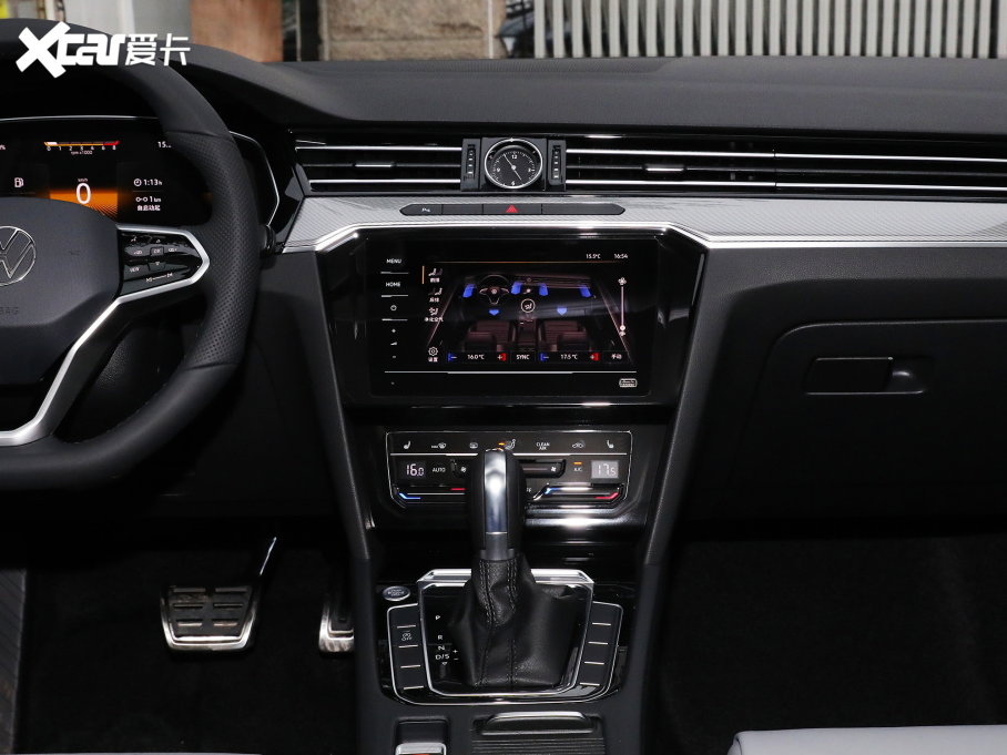 2023���~�v 200�f�v�o��� 330TSI DSG�I����