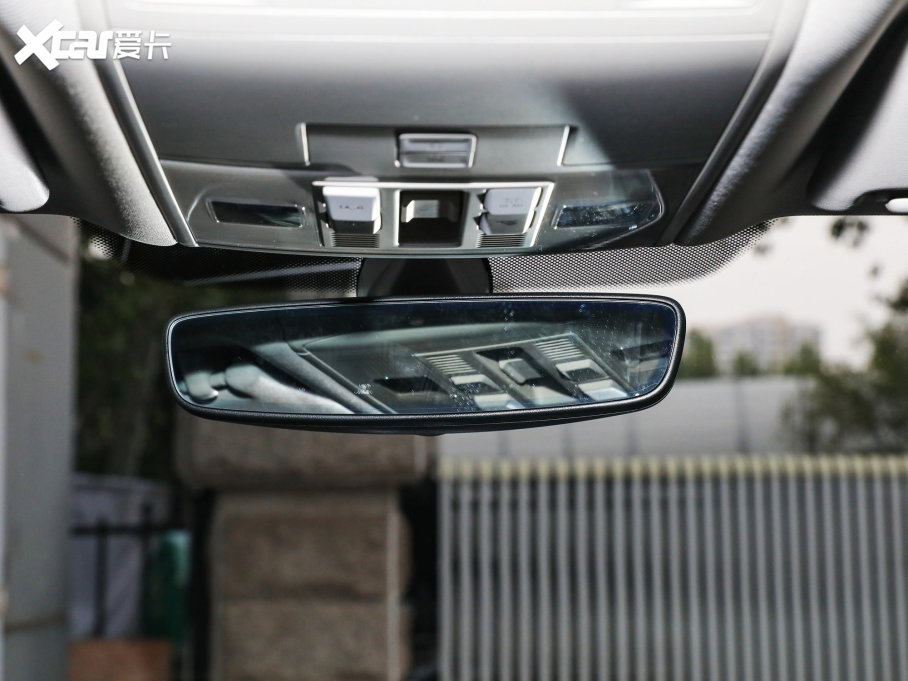 2023~v 200fvo 330TSI DSGI