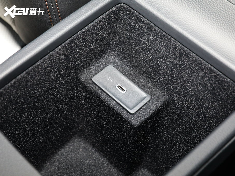 2023���~�v 200�f�v�o��� 380TSI DSG��Ş��