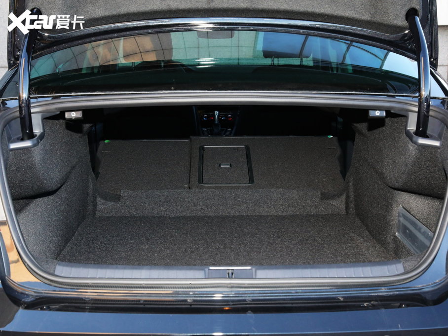 2023���~�v 200�f�v�o��� 380TSI DSG��Ş��