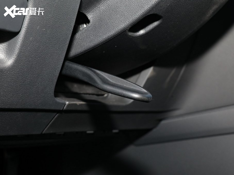 2023���~�v 200�f�v�o��� 380TSI DSG��Ş��