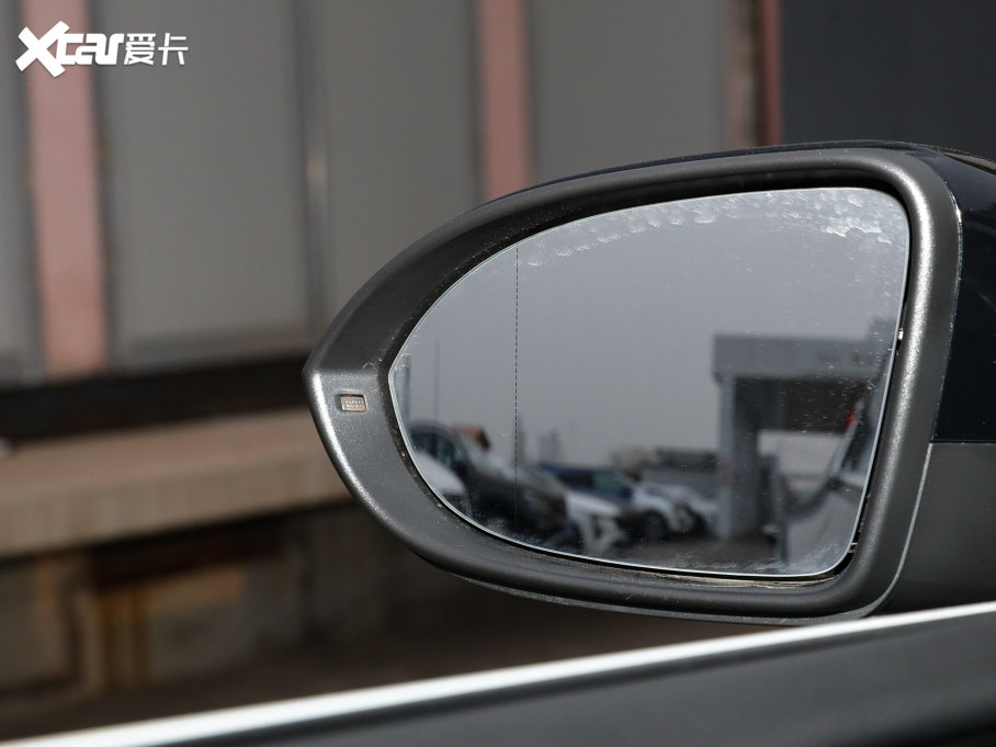 2023���~�v 200�f�v�o��� 280TSI DSG�I����