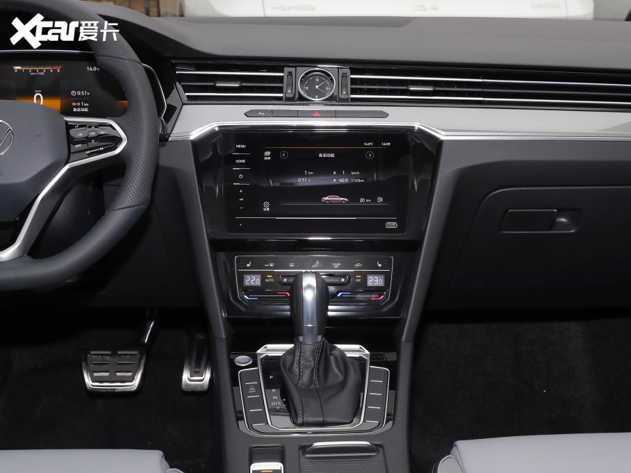 2023���~�v 200�f�v�o��� 280TSI DSG�I����