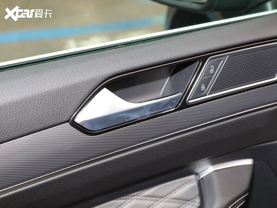 2023���~�v 200�f�v�o��� 280TSI DSG�I����