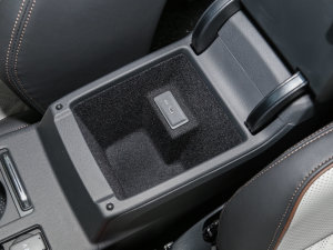 2023200fvo 330TSI DSGA g