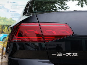 2023200fvo 330TSI DSGI(lng) (ji)^