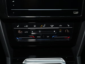 2023200f(wn)vo(j) 330TSI DSGI(lng) {(dio){(dio)(ji)