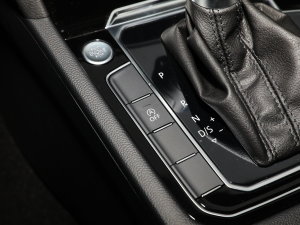 2023200fvo 330TSI DSGI п؅^