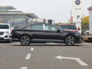 2023款200万辆纪念版 280TSI DSG领先型 正侧（右）