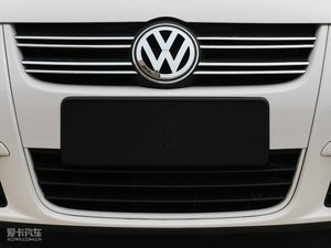 2010款1.8T 自动冠军版 中网