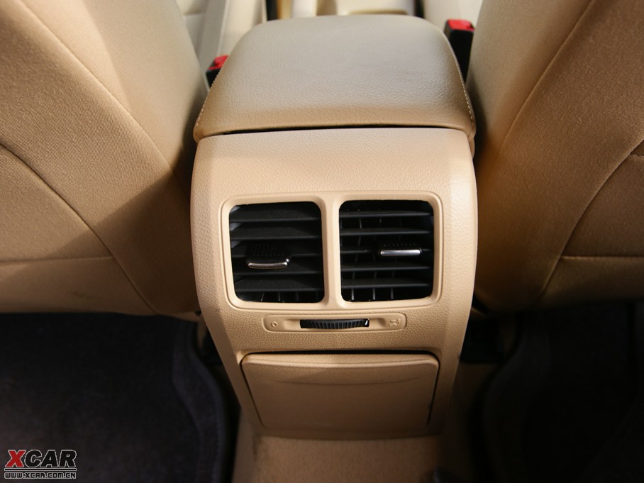 2010�����v 1.4T �ԄӼ��g��