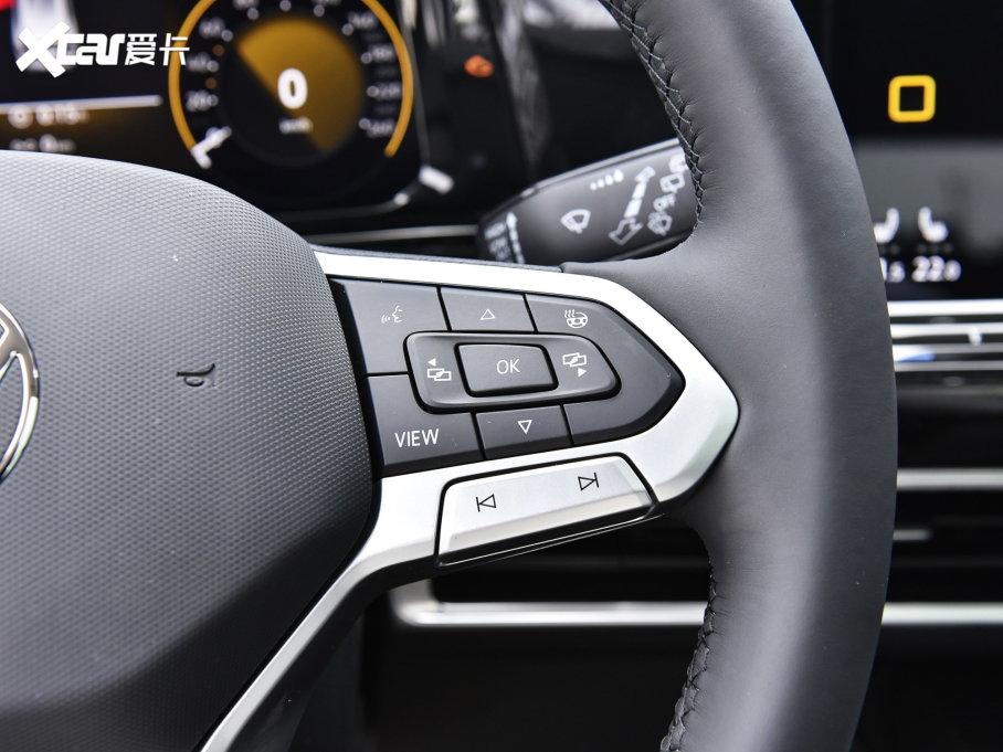 2023 380TSI (q)AѾPro